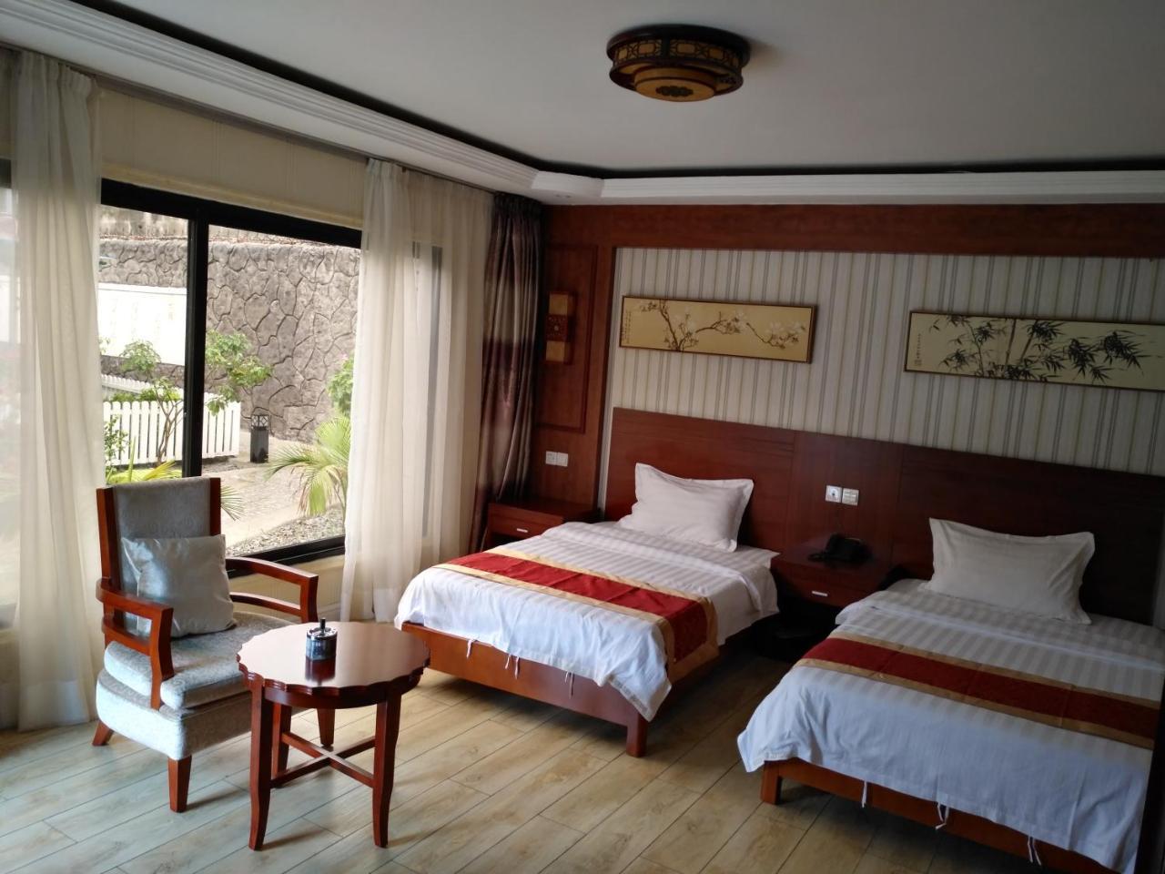 Hotel Des Jardins Абиджан Экстерьер фото